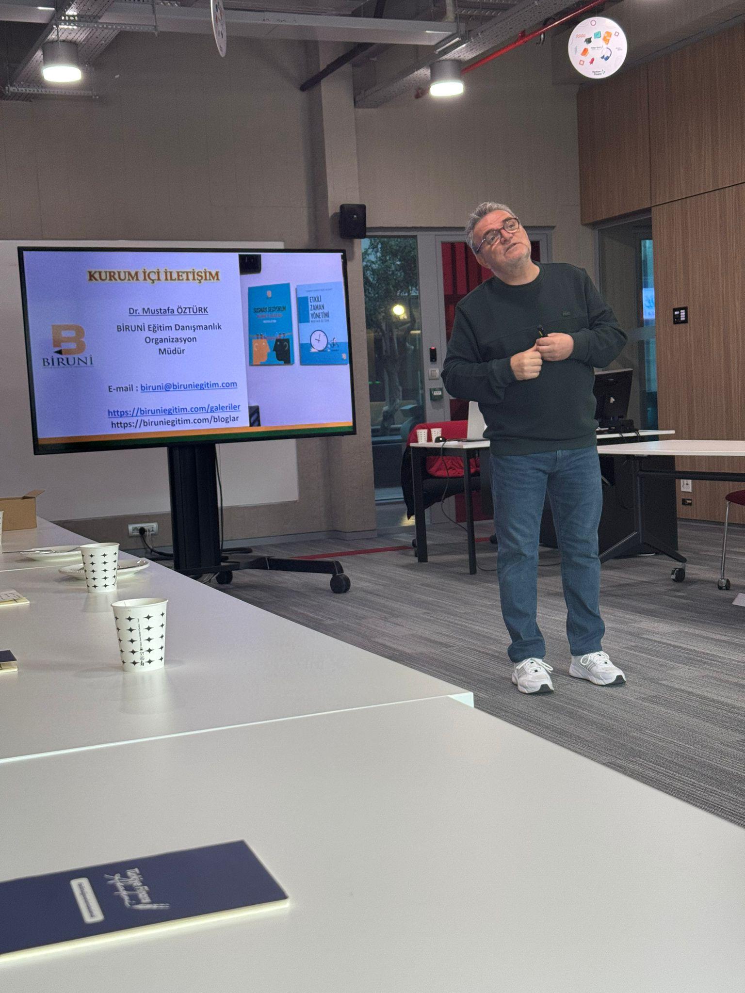 Görme engelli öğrencilerin sorunları masaya yatırıldı